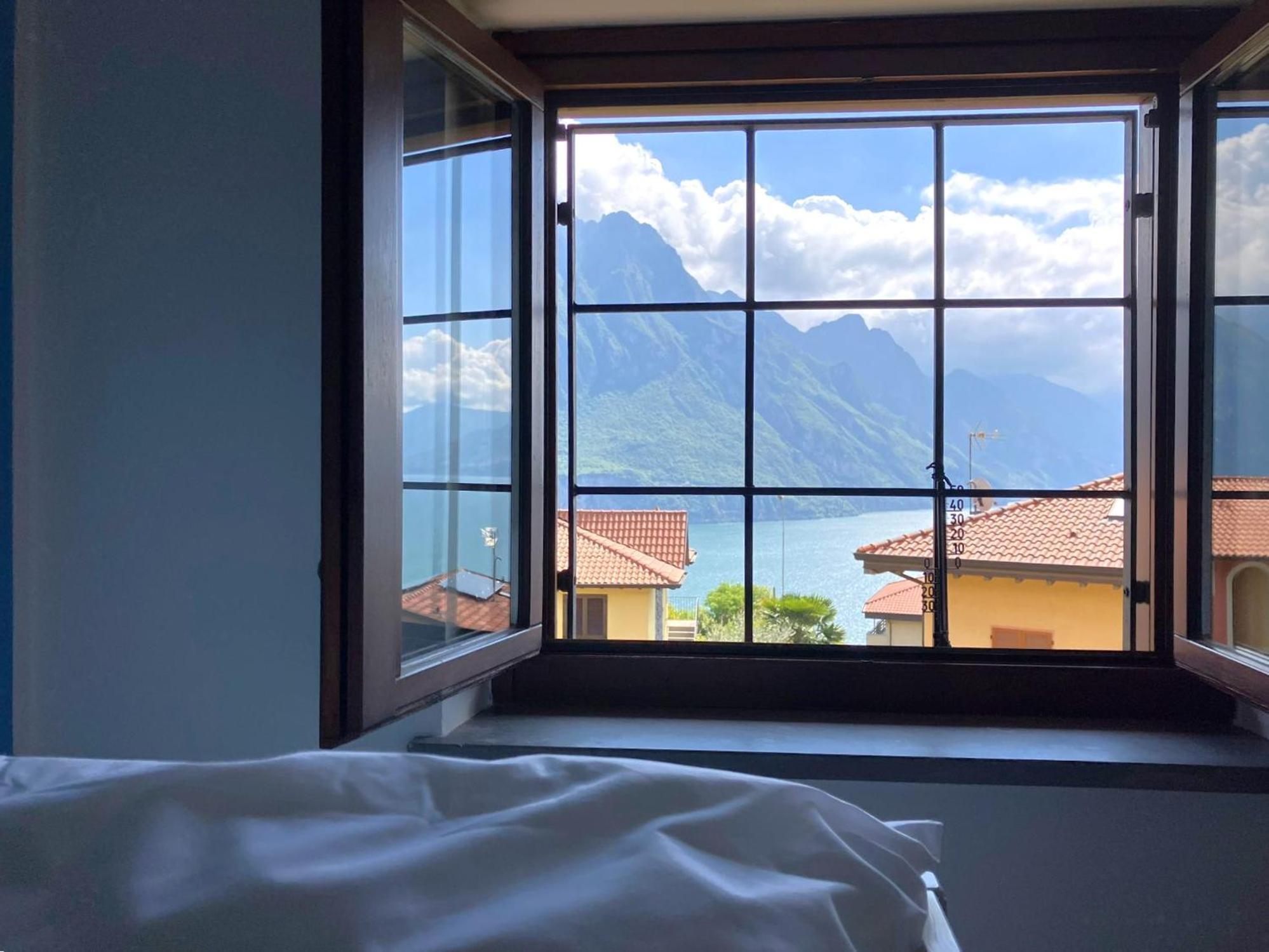 Happy Guest Apartments - Lake View And Pool Riva di Solto Exterior photo